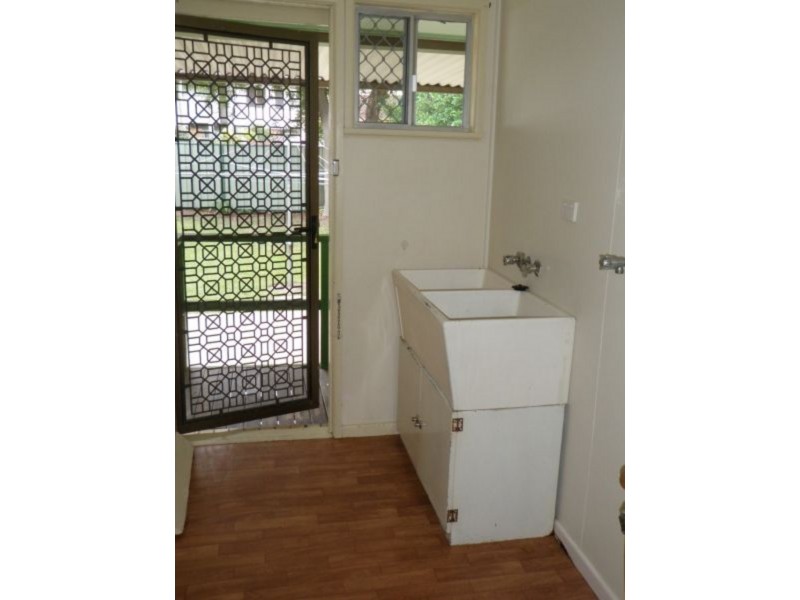 25 Patricia Street, Strathpine QLD 4500