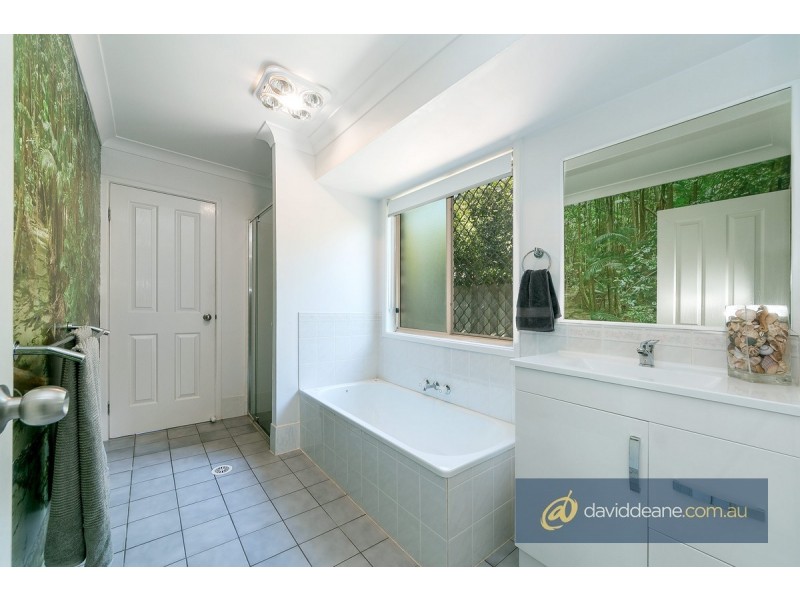 9 Wombat Court, Lawnton QLD 4501