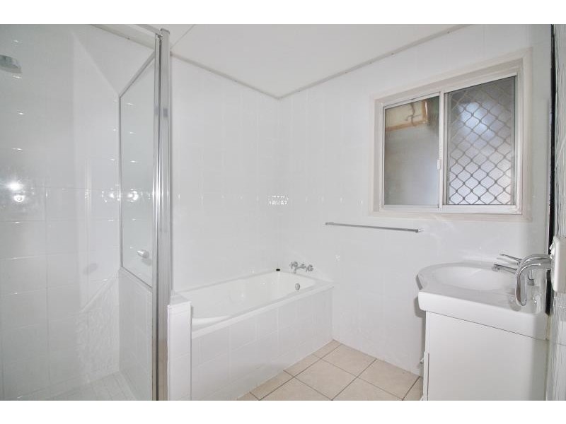 22 Kensington Way, Strathpine QLD 4500