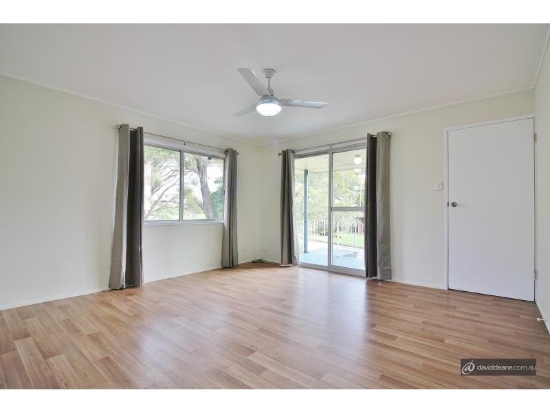 8 Calala Drive, Strathpine QLD 4500