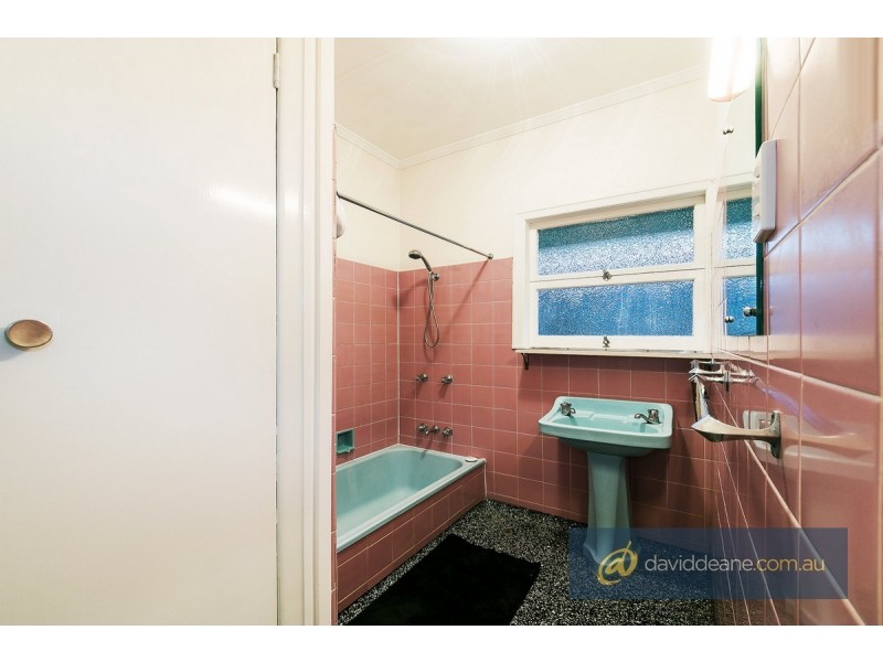 5 Yuruga Street, The Gap QLD 4061