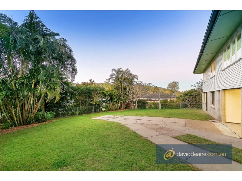 5 Yuruga Street, The Gap QLD 4061