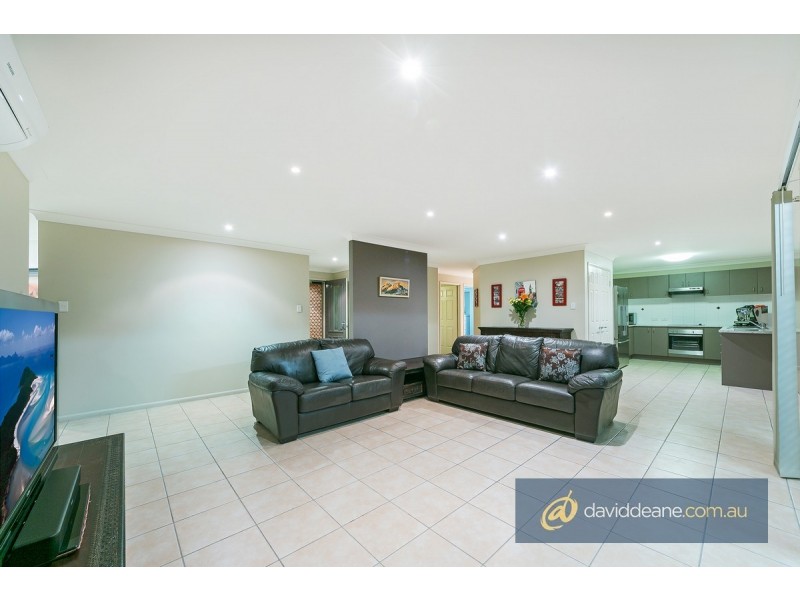 14 Lennon Boulevard, Narangba QLD 4504