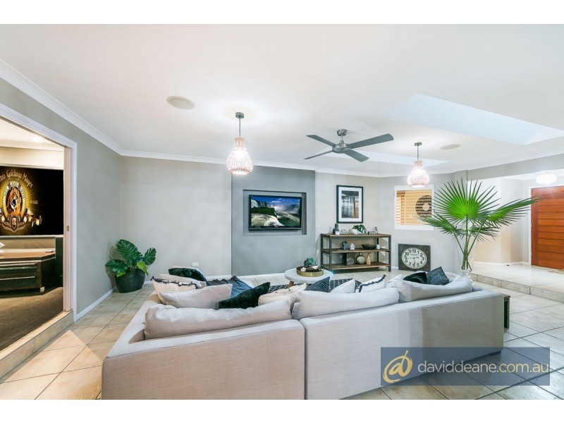 37 Hunter Circuit, Petrie QLD 4502