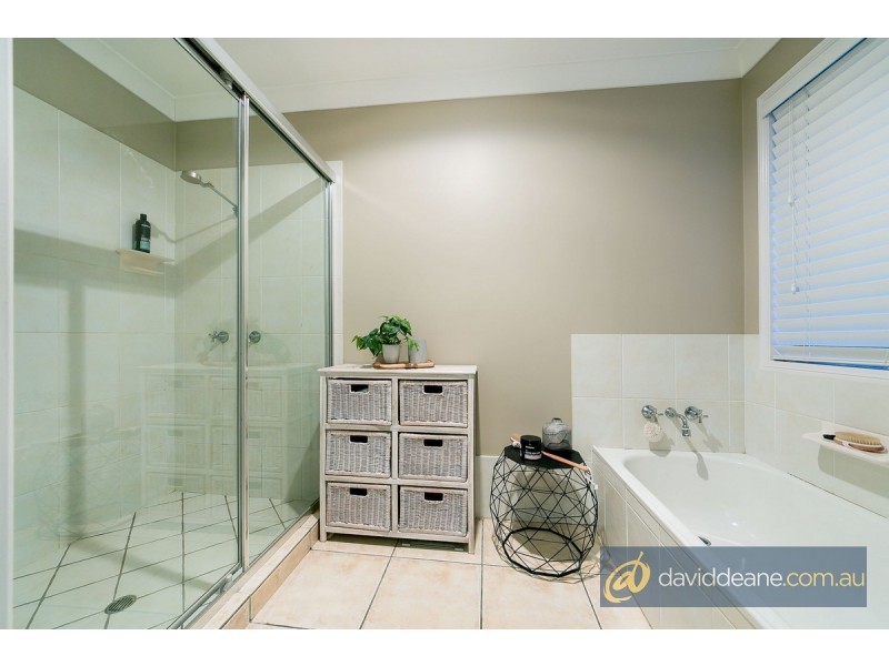 37 Hunter Circuit, Petrie QLD 4502