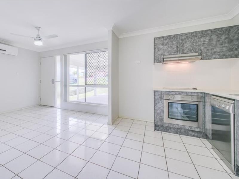 2/4 Morinda Court, Warner QLD 4500