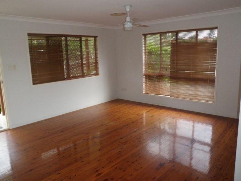 43 Washbrook Crescent, Petrie QLD 4502