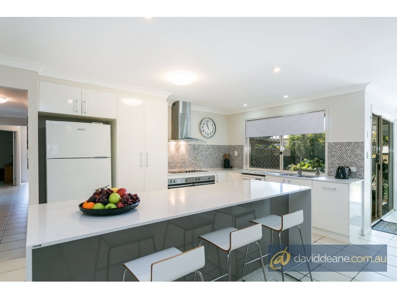 53 Affleck Avenue, Petrie QLD 4502