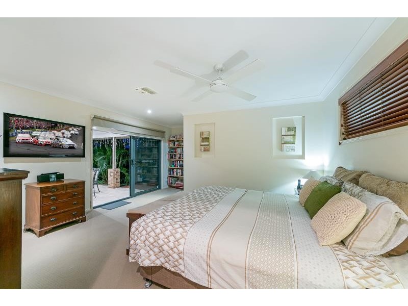 21 Lawson Close, Petrie QLD 4502