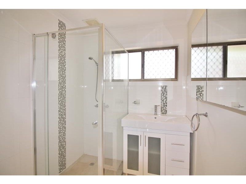 70 Windrest Street, Strathpine QLD 4500