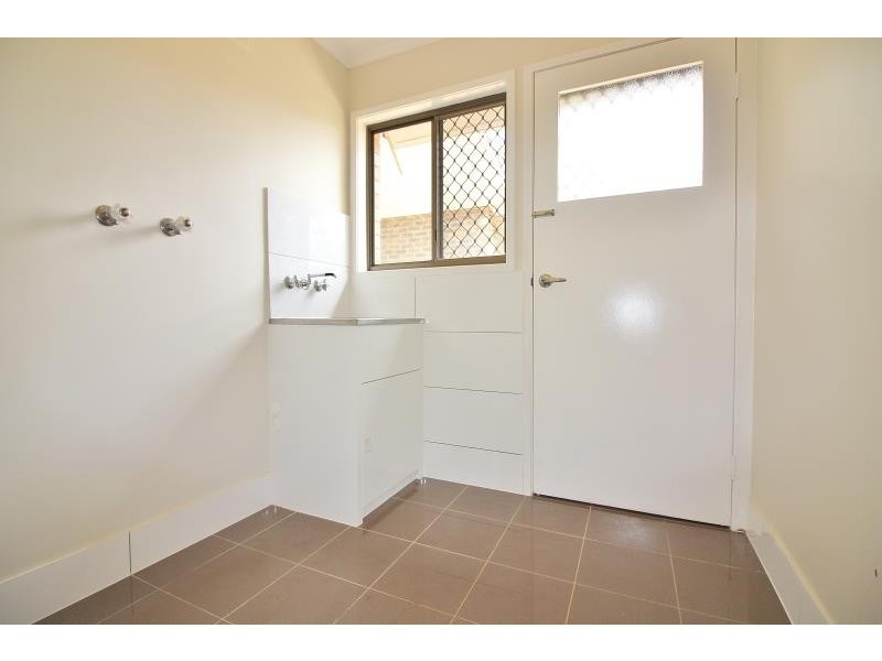 70 Windrest Street, Strathpine QLD 4500