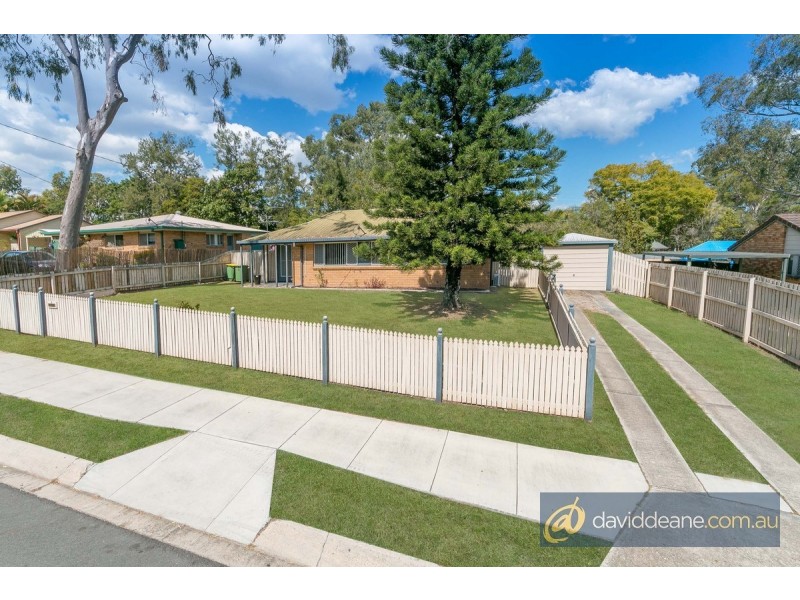 4 Loane Crescent, Lawnton QLD 4501