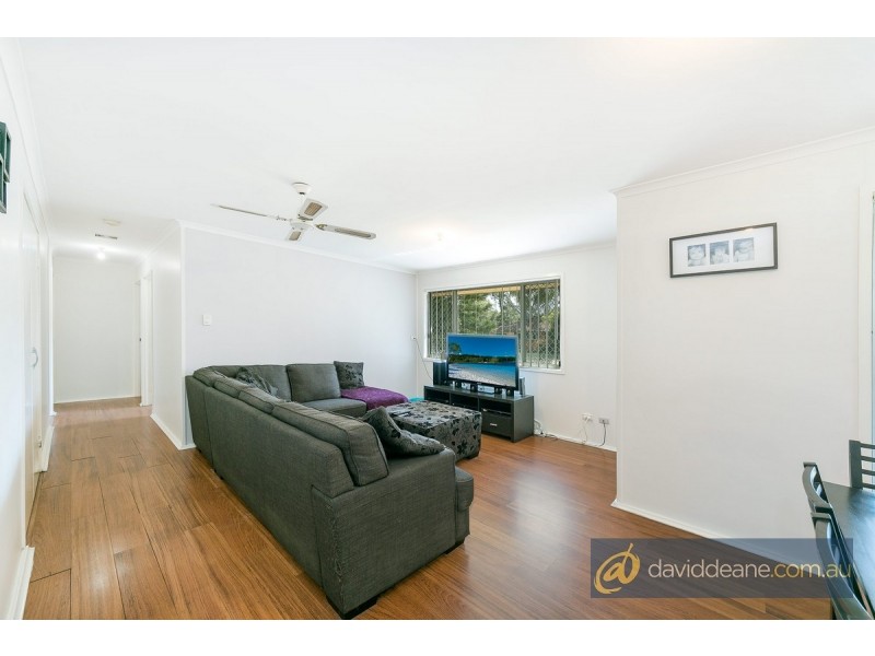 4 Loane Crescent, Lawnton QLD 4501