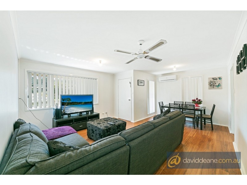 4 Loane Crescent, Lawnton QLD 4501