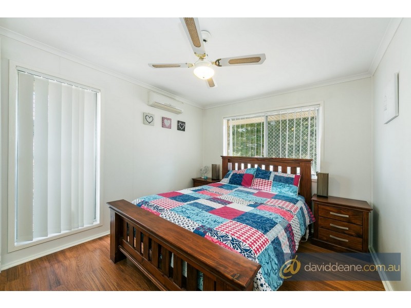 4 Loane Crescent, Lawnton QLD 4501