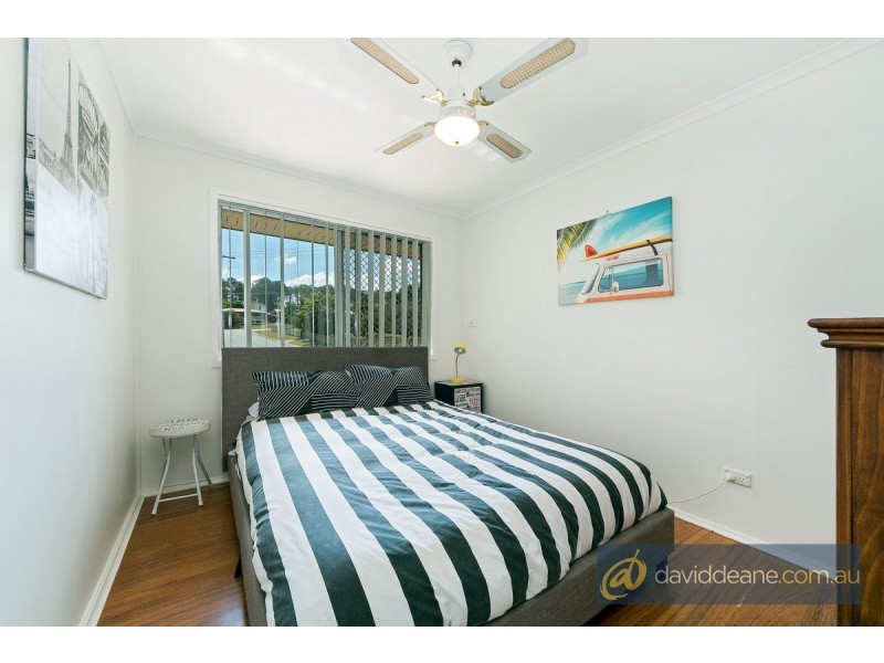 4 Loane Crescent, Lawnton QLD 4501