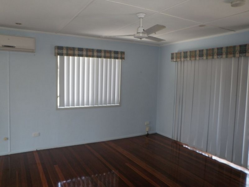 11 Lord Byron Pde, Strathpine QLD 4500