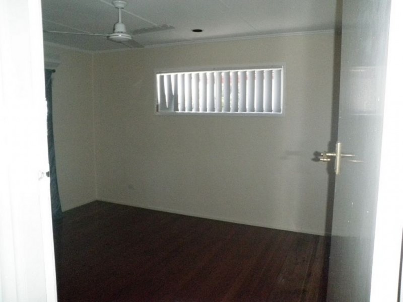 11 Lord Byron Pde, Strathpine QLD 4500