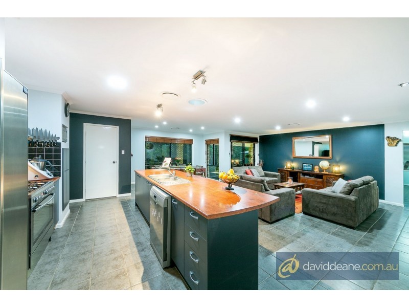 70 Balstrup Road South, Kallangur QLD 4503
