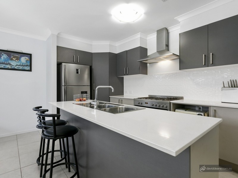 7 Dalray Street, Kallangur QLD 4503