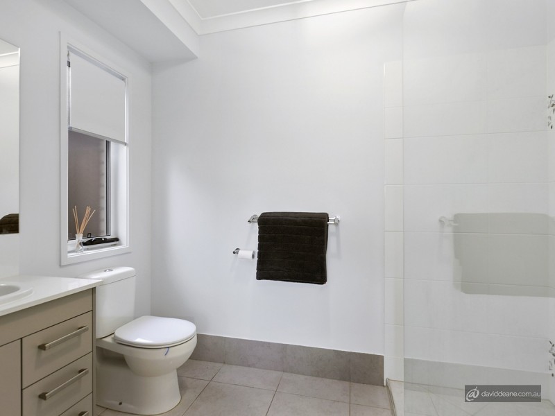 7 Dalray Street, Kallangur QLD 4503