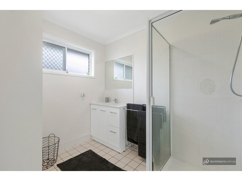 12 Maddalon Court, Brendale QLD 4500