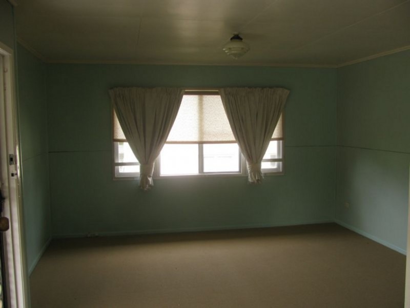 21 Stirling St, Strathpine QLD 4500