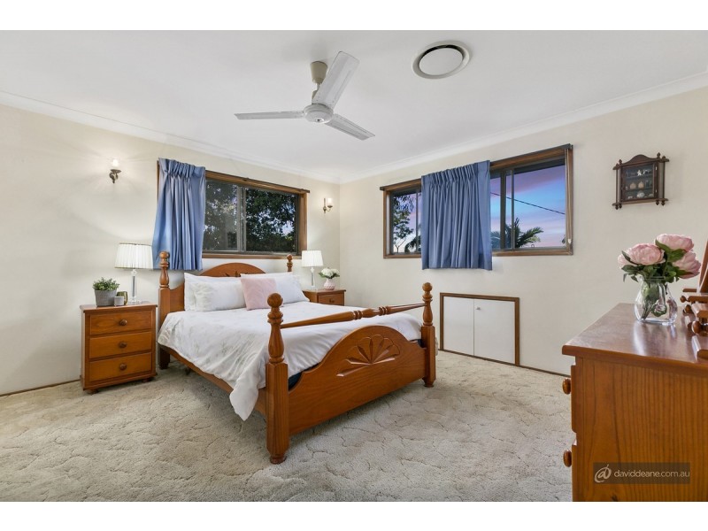 8 Chartres Court, Petrie QLD 4502