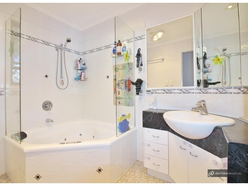 20 Nanbaree Drive, Bray Park QLD 4500