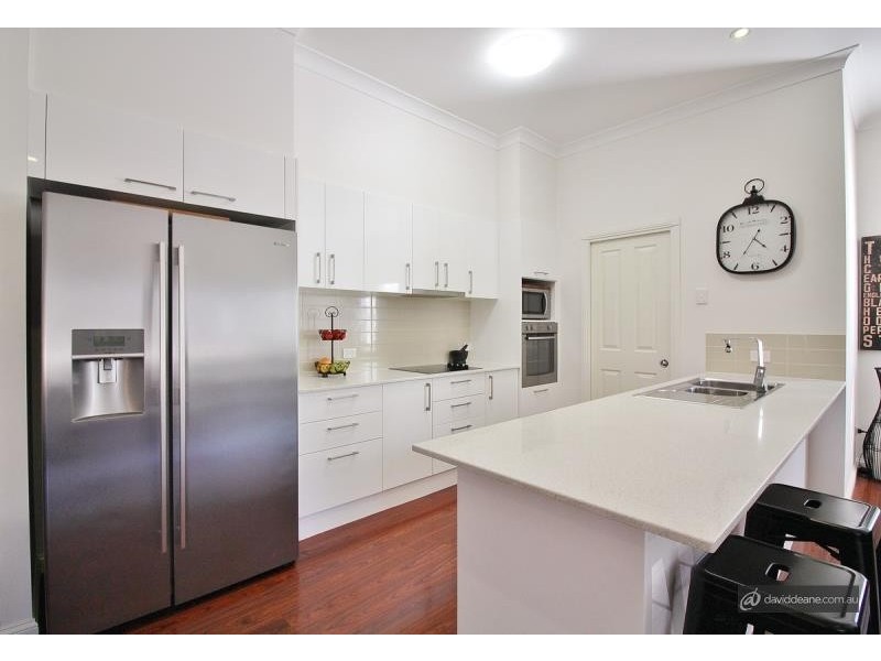 59 Kirri Avenue, Petrie QLD 4502