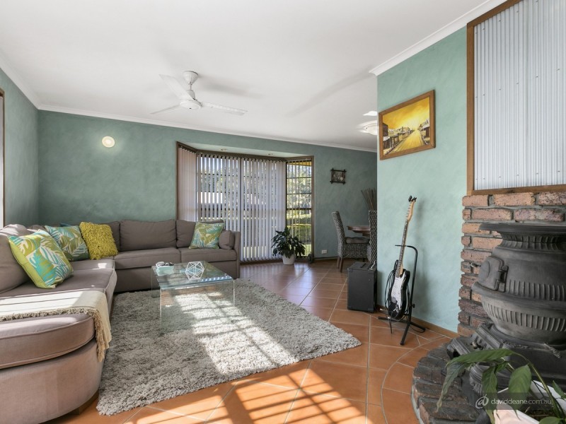 1 Grenoble Street, Petrie QLD 4502