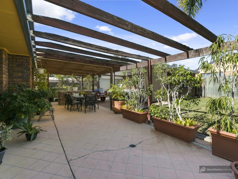 1 Grenoble Street, Petrie QLD 4502