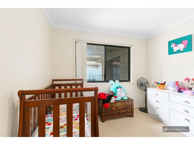 10 Mowbray Court, Kallangur QLD 4503