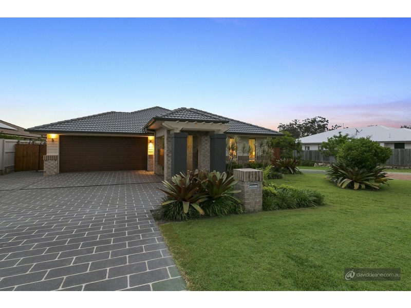 12 Holly Crescent, Griffin QLD 4503