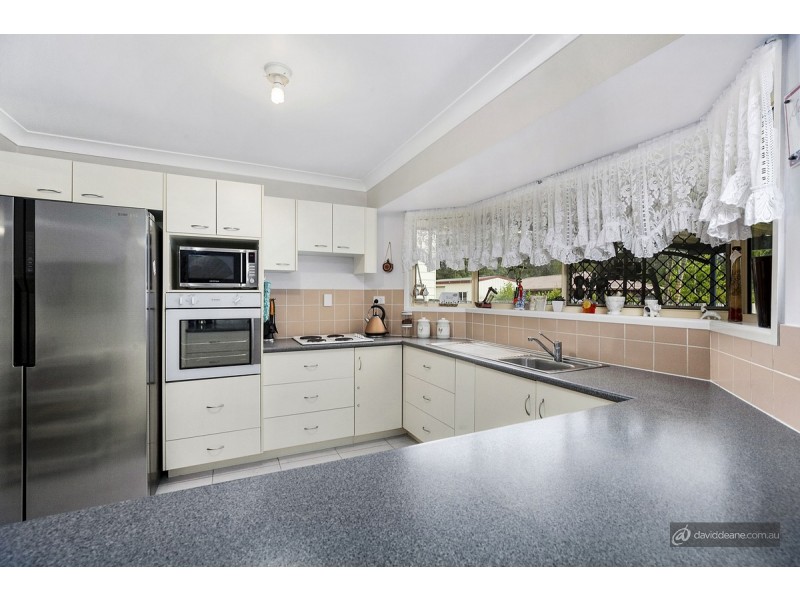 8 Ferrari Street, Lawnton QLD 4501