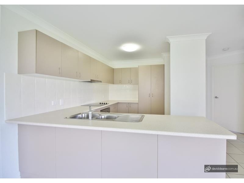 11 Olivine Court, Rothwell QLD 4022