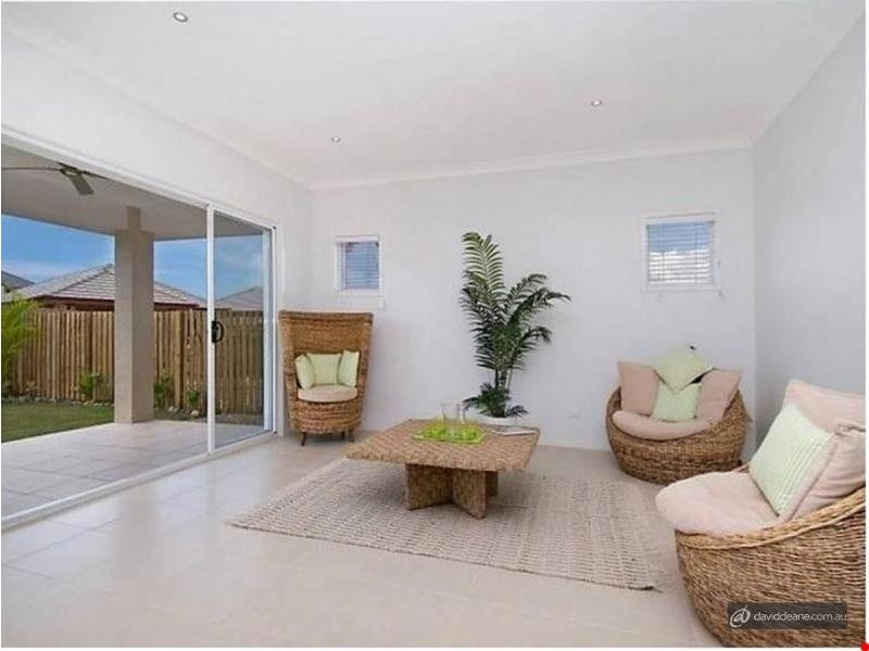 13 Garcia Parade, North Lakes QLD 4509