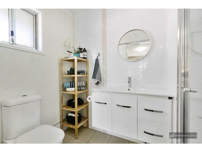 10 Warringah Grove, Petrie QLD 4502