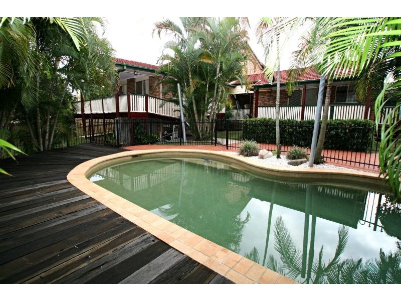 20 Pandanus Court, Kallangur QLD 4503