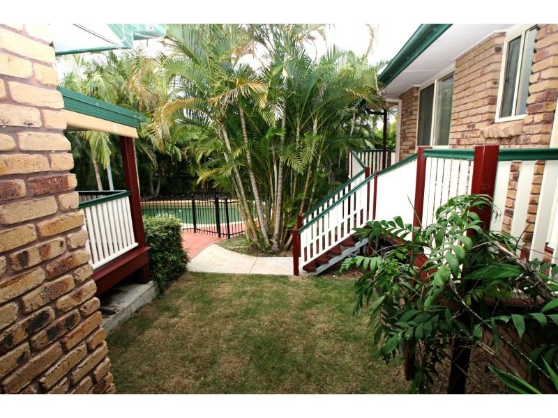 20 Pandanus Court, Kallangur QLD 4503
