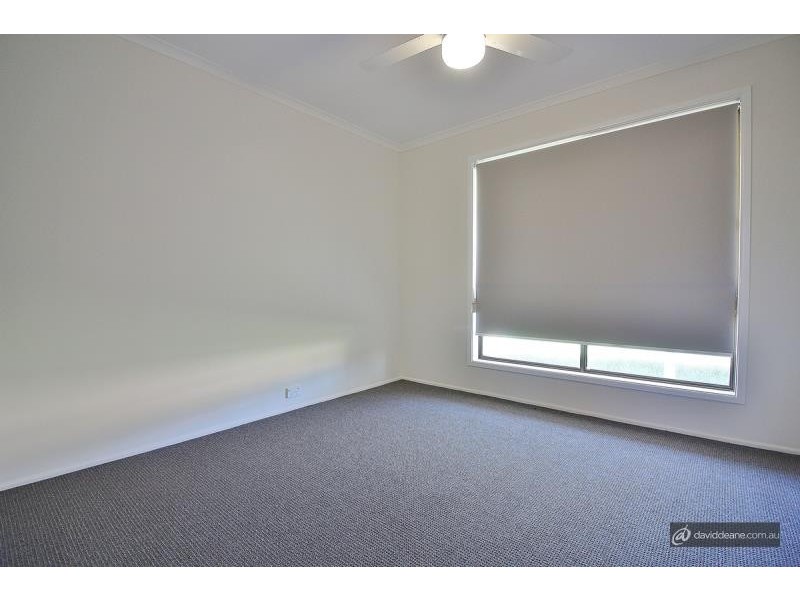 4 Ahern Street, Kallangur QLD 4503