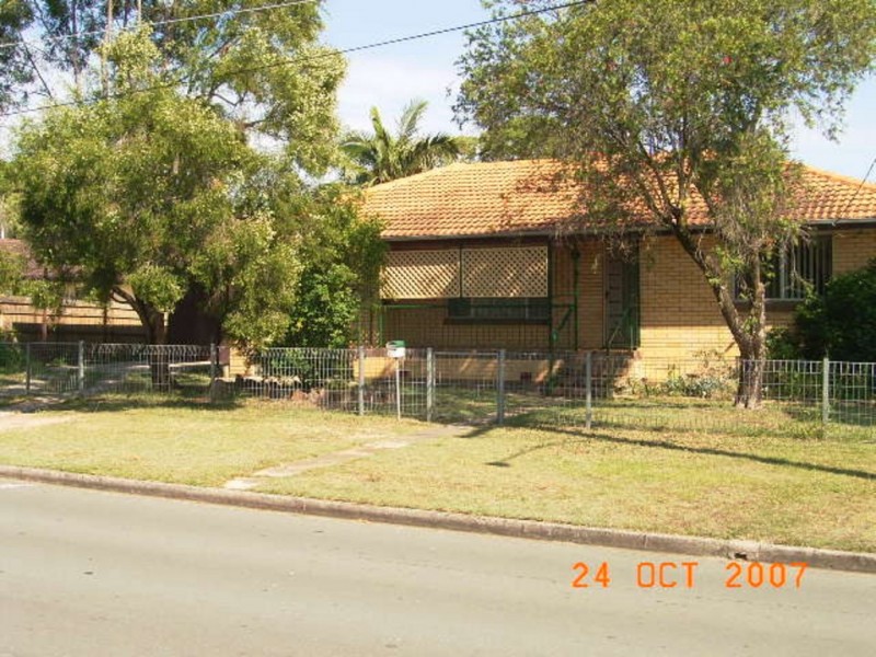 2 Harvey St, Strathpine QLD 4500