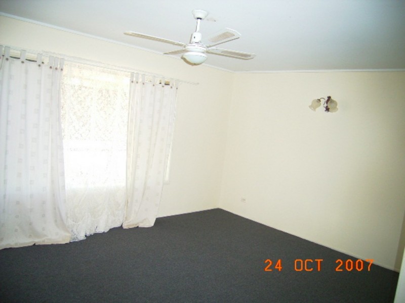 2 Harvey St, Strathpine QLD 4500