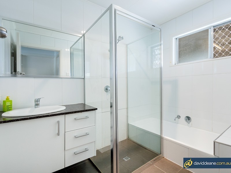 67 Grahams Road, Strathpine QLD 4500