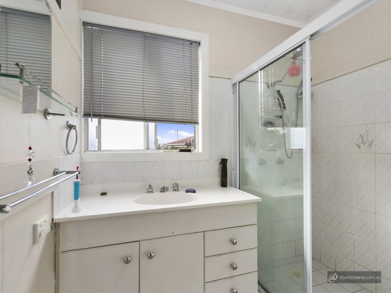 8 Sparkes Road, Bray Park QLD 4500