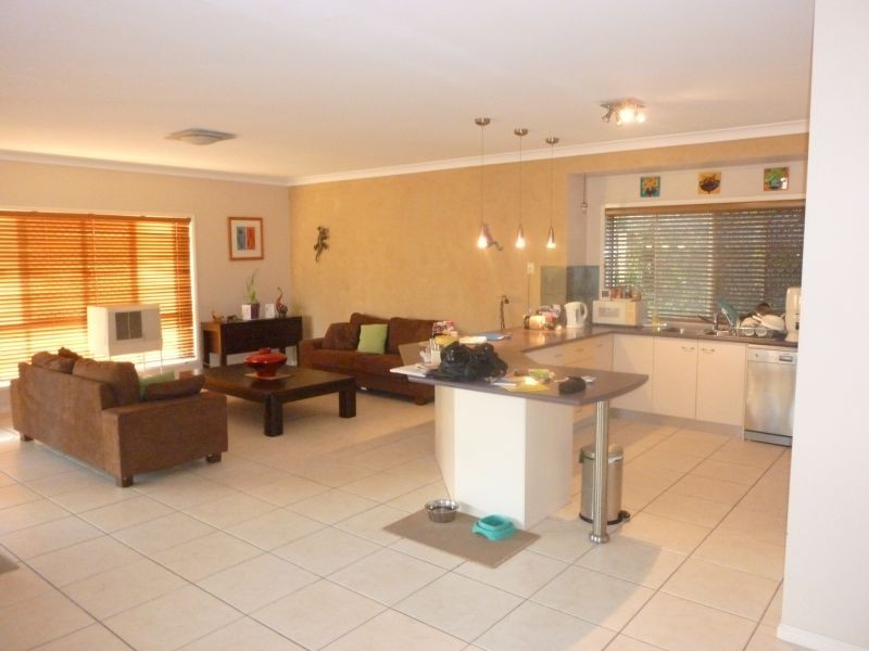 7 Tweedale, Petrie QLD 4502