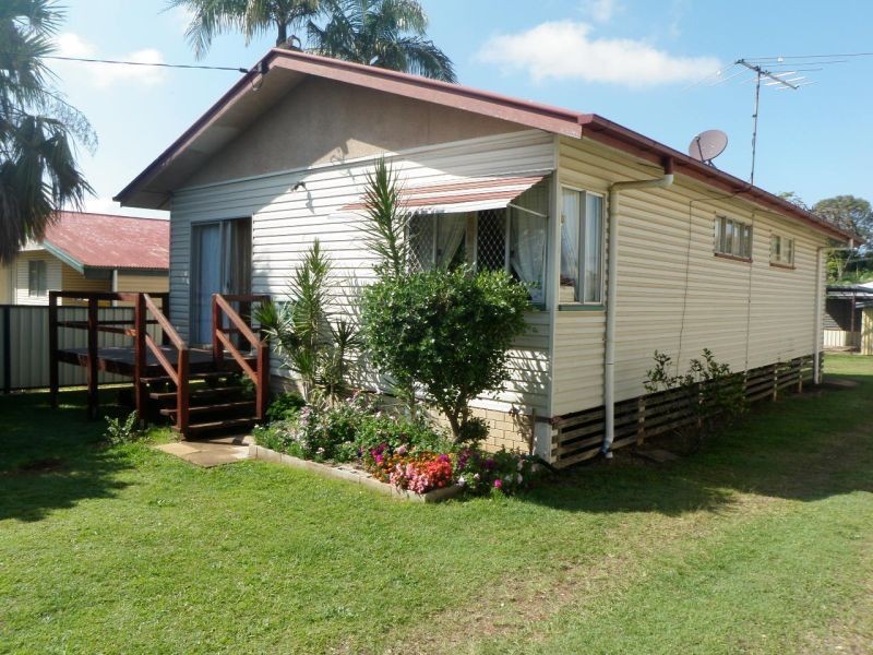 32 Sheehan Street, Kallangur QLD 4503