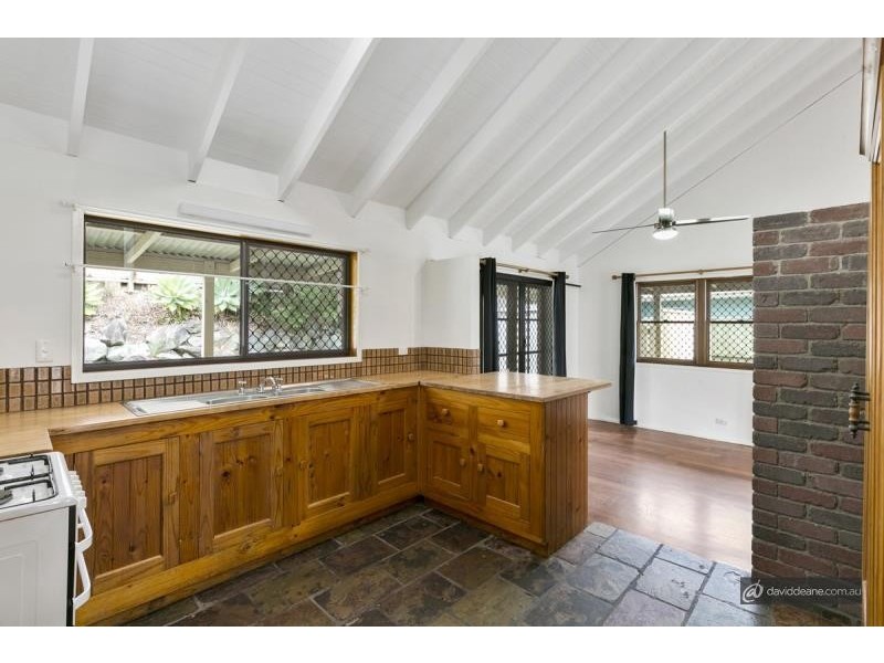 84 Bunya Park Drive, Eatons Hill QLD 4037