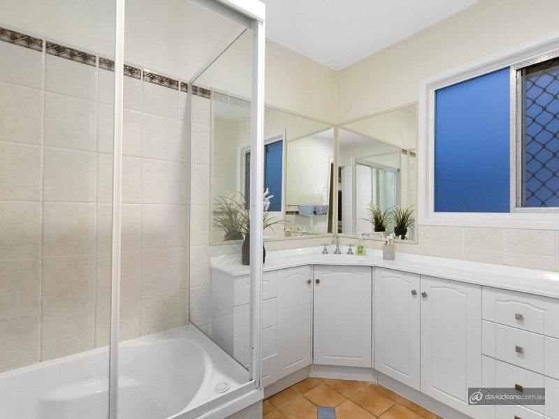 39 Sheehan Street, Kallangur QLD 4503