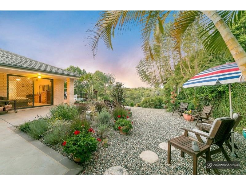 31 Inverpine Crescent, Petrie QLD 4502